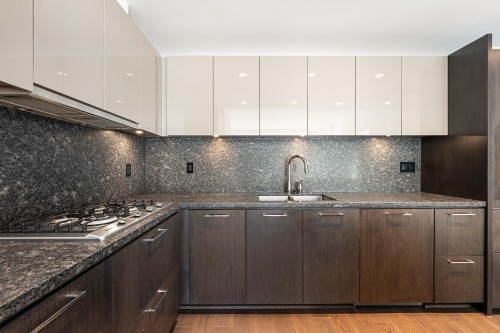 401-768 Arthur Erickson Place, West Vancouver, BC 