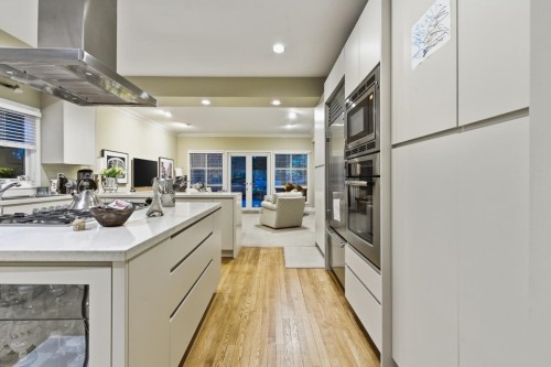 8248 Tugboat Place, Vancouver, BC 