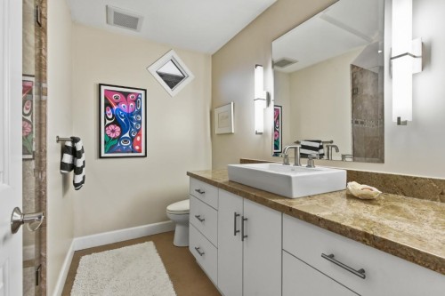 8248 Tugboat Place, Vancouver, BC 