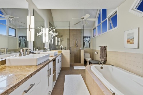 8248 Tugboat Place, Vancouver, BC 