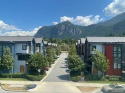 38014 Keel Way Squamish, BC V8B 2A1