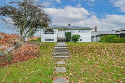 4619 Westlawn Drive Burnaby, BC V5C 3R2