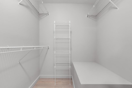 7148 Mont Royal Square, Vancouver, BC 