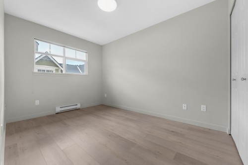 7148 Mont Royal Square, Vancouver, BC 