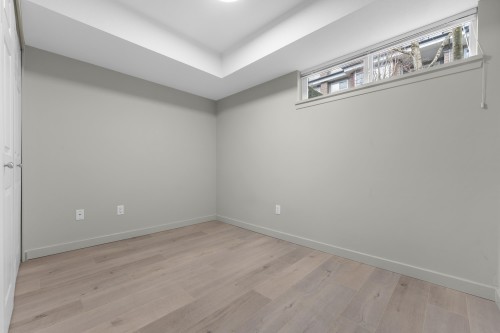 7148 Mont Royal Square, Vancouver, BC 