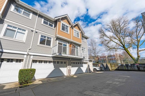 7148 Mont Royal Square, Vancouver, BC 