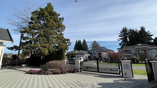 8371 Mowbray Road, Richmond, BC 