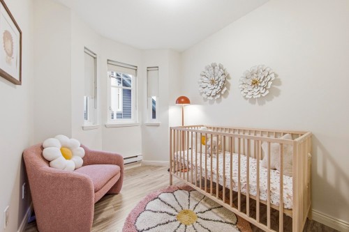 1737 Frances Street, Vancouver, BC 