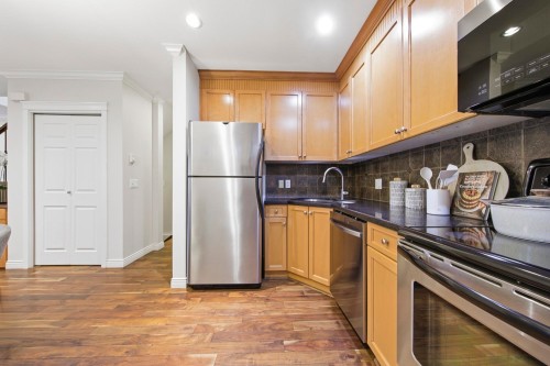 1737 Frances Street, Vancouver, BC 