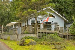 568 Bayview Drive Mayne Island, BC V0N 2J1