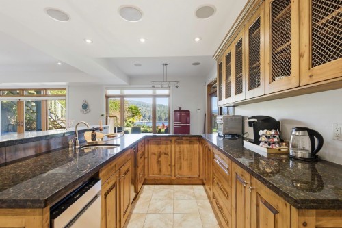 7626 Eureka Avenue, Halfmoon Bay, BC 