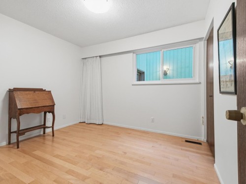 533 Ascot Street, Coquitlam, BC 