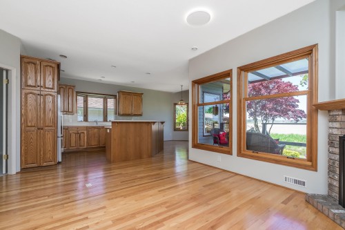 6247 Crescent Place, Delta, BC 