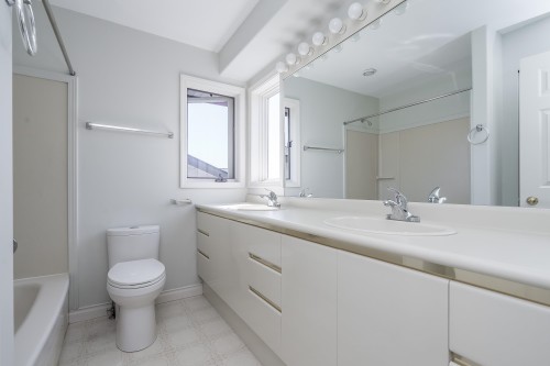 6247 Crescent Place, Delta, BC 