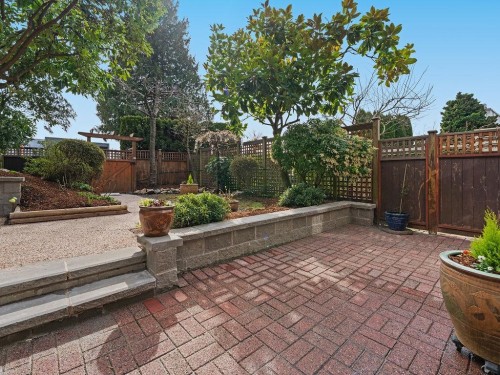 2317 Bellevue Avenue, West Vancouver, BC 