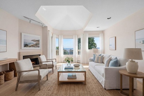 2317 Bellevue Avenue, West Vancouver, BC 