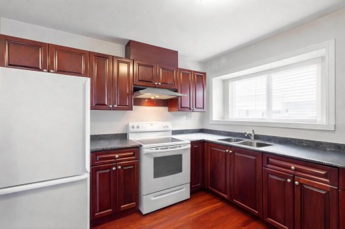 7487 Rosewood Street, Burnaby, BC 