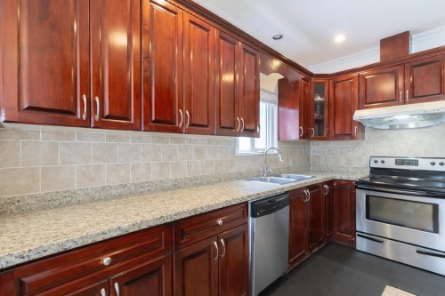 7487 Rosewood Street, Burnaby, BC 