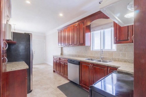 7487 Rosewood Street, Burnaby, BC 