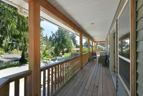 5689 Salmon Drive, Sechelt, BC 