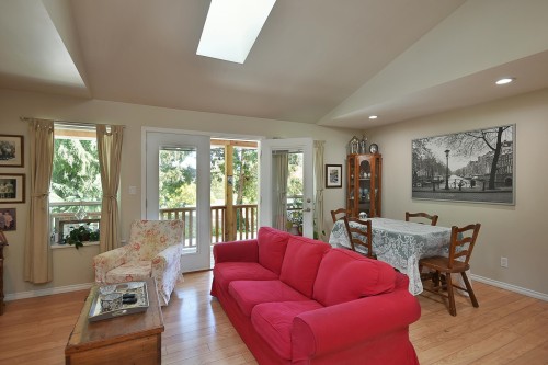 5689 Salmon Drive, Sechelt, BC 