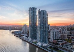 802-660 Quayside Drive New Westminster, BC V3M 0P1