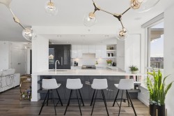 3203-2138 Madison Avenue Burnaby, BC V5C 6T6