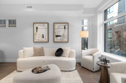 7615 Yukon Street, Vancouver, BC 