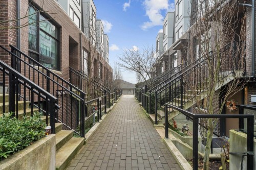 7615 Yukon Street, Vancouver, BC 