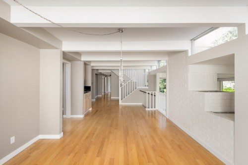 5735 Bluebell Drive, West Vancouver, BC 