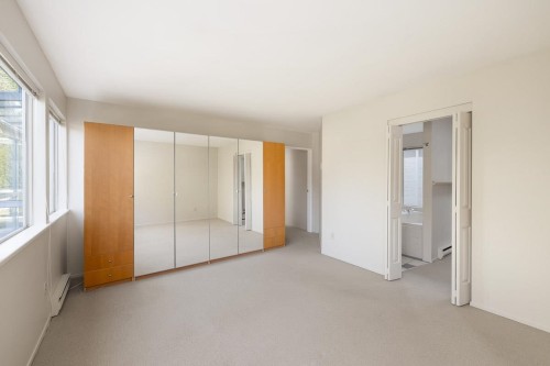 5735 Bluebell Drive, West Vancouver, BC 