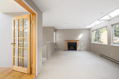 5735 Bluebell Drive, West Vancouver, BC 