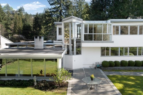 5735 Bluebell Drive, West Vancouver, BC 