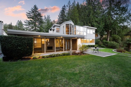 5735 Bluebell Drive, West Vancouver, BC 