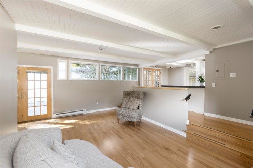 5735 Bluebell Drive, West Vancouver, BC 