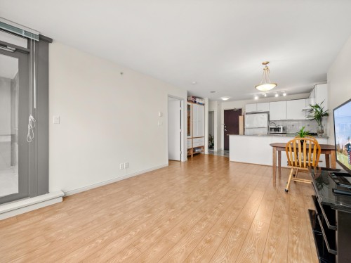 905-8100 Saba Road, Richmond, BC 