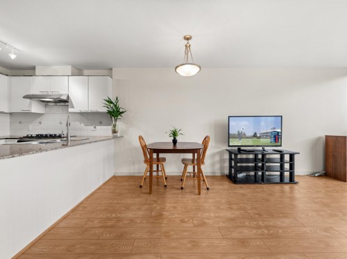 905-8100 Saba Road, Richmond, BC 