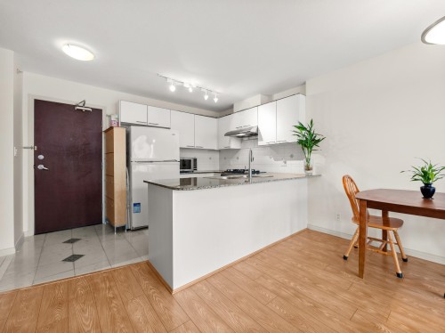 905-8100 Saba Road, Richmond, BC 
