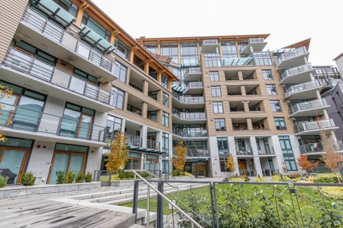 401-6687 Nelson Avenue, West Vancouver, BC 