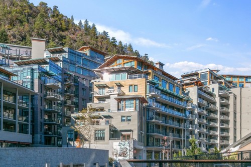 401-6687 Nelson Avenue, West Vancouver, BC 
