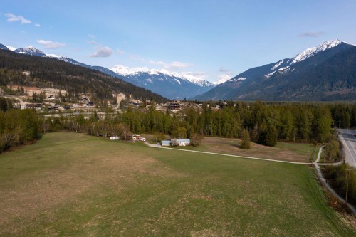 1691 Highway 99, Pemberton, BC 