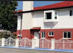 Ground Level-3850 Fir Street Burnaby, BC V5G 2A7