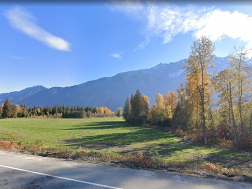 1692 Highway 99, Pemberton, BC 