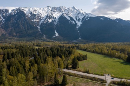 1692 Highway 99, Pemberton, BC 