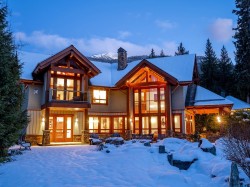 2219 Lake Placid Road Whistler, BC V8E 0B2