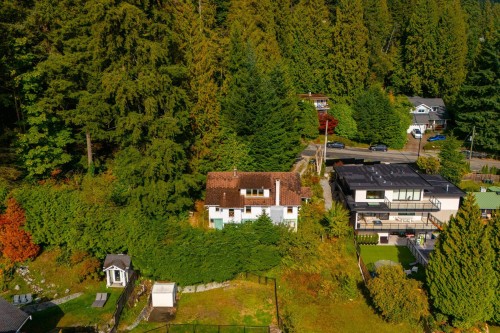 1195 Dempsey Road, North Vancouver, BC 