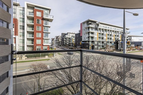 10-7708 Alderbridge Way, Richmond, BC 