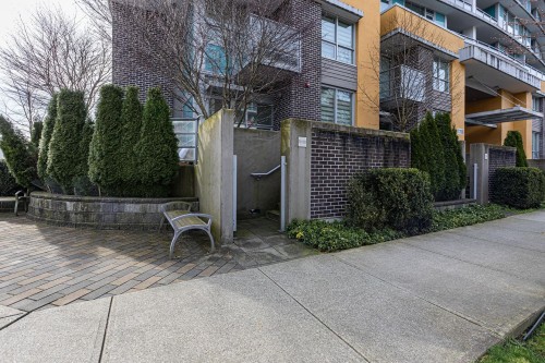 10-7708 Alderbridge Way, Richmond, BC 