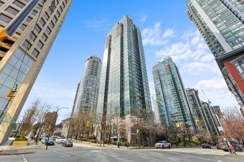 3104-1200 Georgia Street W Vancouver, BC V6E 4R2