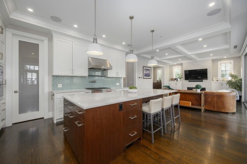 4297 11Th Avenue W, Vancouver, BC 